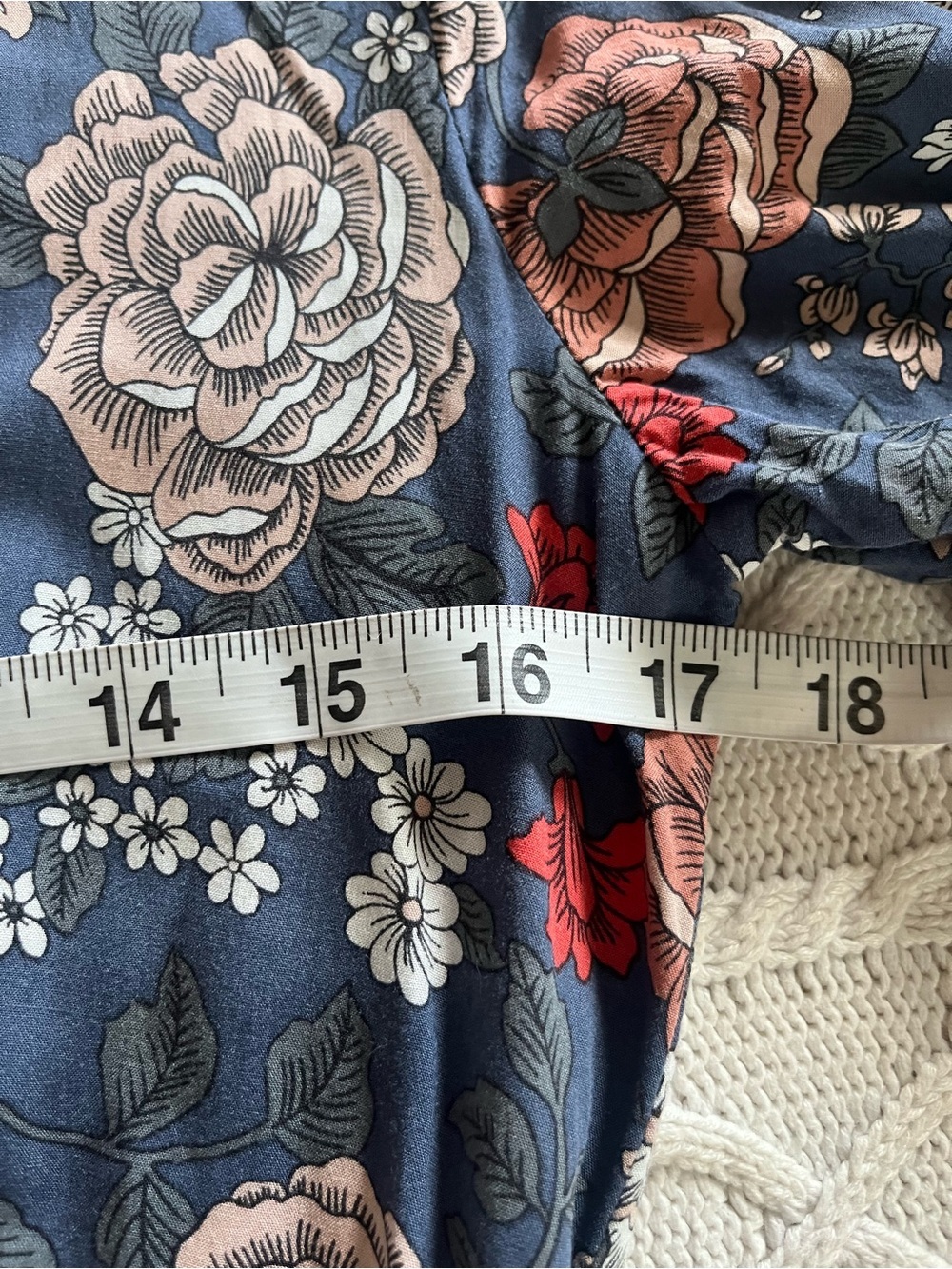 Loft Floral Long Sleeve Navy Swing Dress with Blooms Women’s size small - Picture 11 of 12